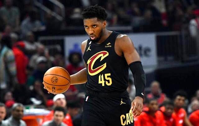 美国男篮轻取尼日利亚男篮,米切尔惊艳世界的简单介绍 美国男篮轻取尼日利亚男篮,米切尔惊艳世界的简单介绍