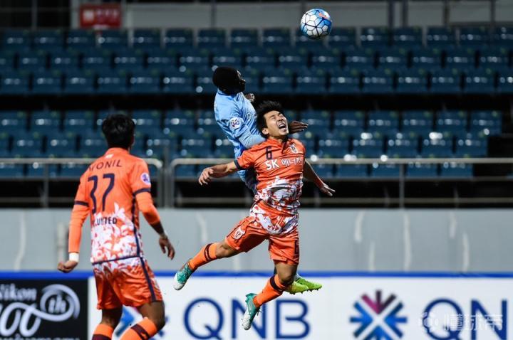 关于苏宁客场击败重庆,取得客场三分的信息 关于苏宁客场击败重庆,取得客场三分的信息