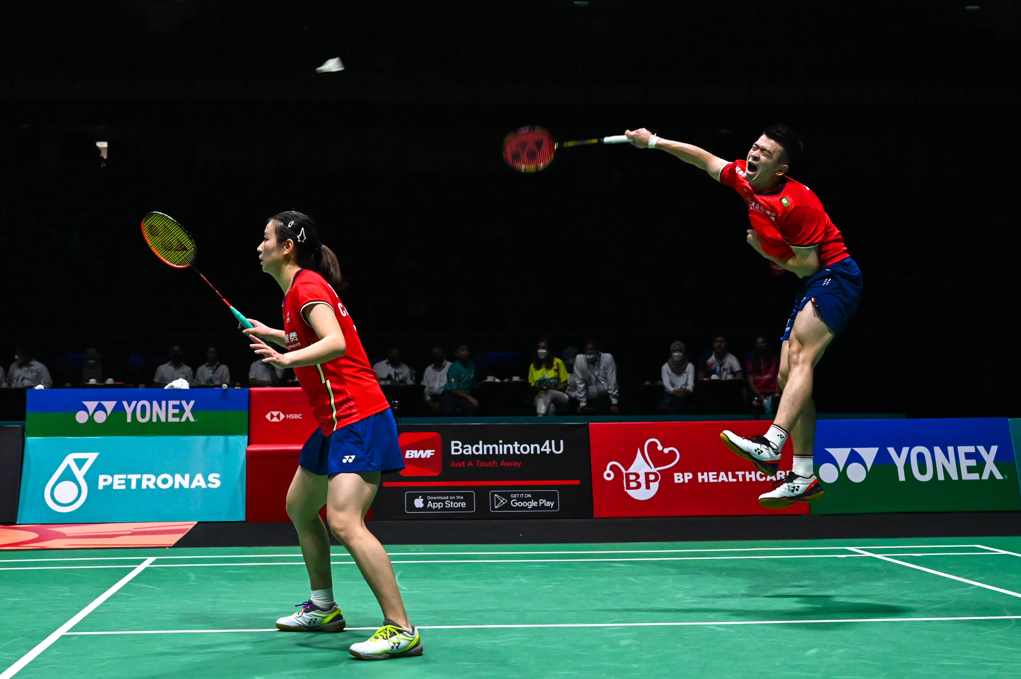 马来西亚队横扫中国队，安赛龙关键制胜